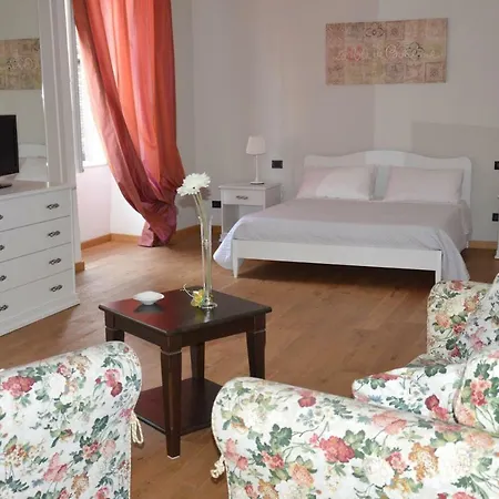 Apartment Garibaldi House