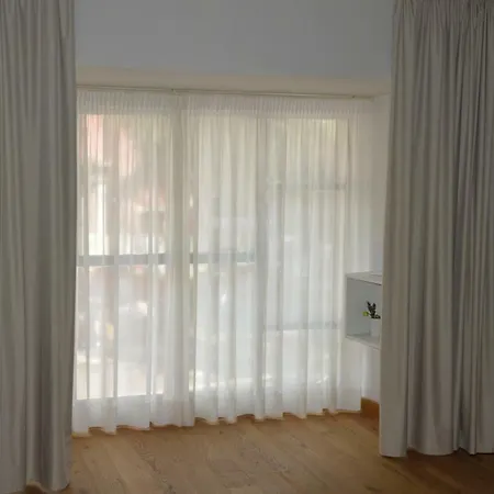 Garibaldi House Apartment